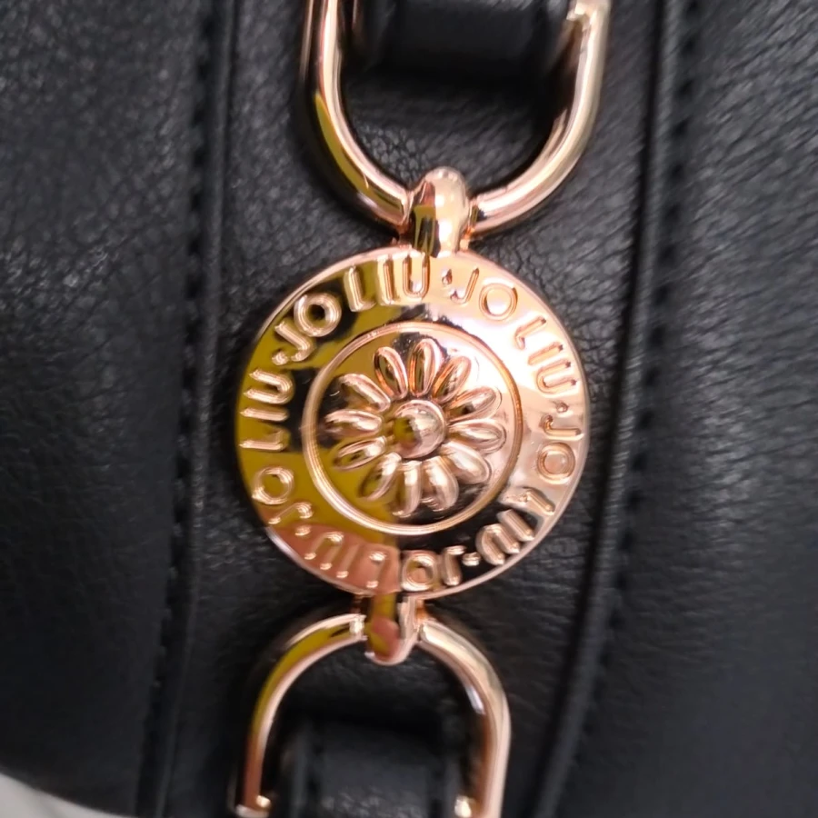 Immagine WhatsApp 2025-10-22 ore 10.56.03_7dbc797b