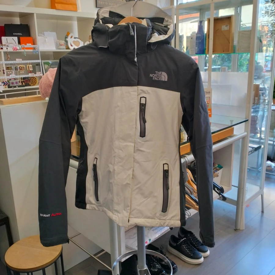 9e7fc4ed-9f75-4807-8610-78f49e1ac4f2