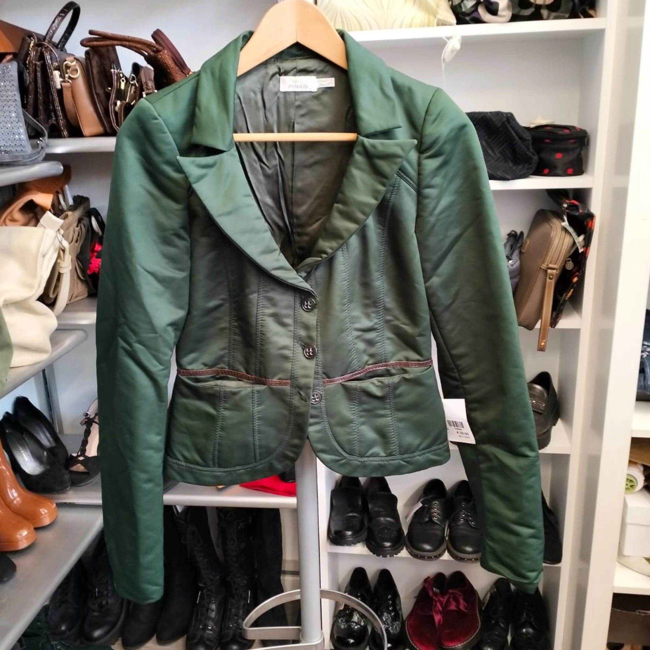 fc34adf8-5541-4ba9-841b-1ef1fcf3dd69