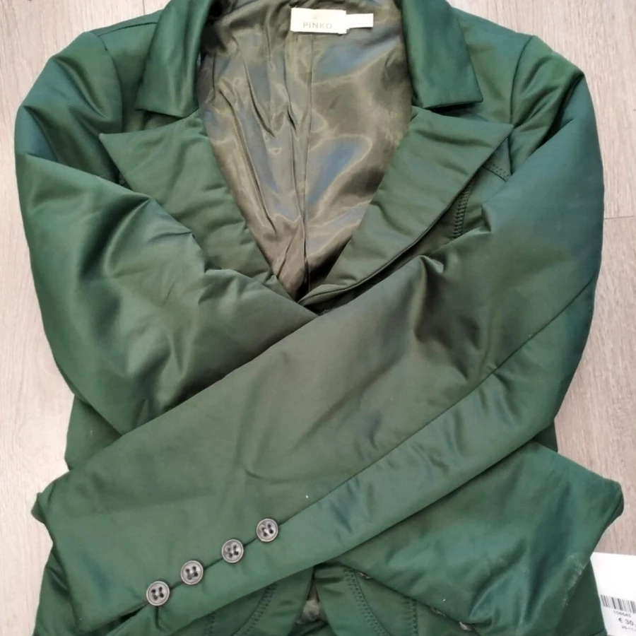 db91f895-b59a-4cc0-bd8b-ca516bbf34e2