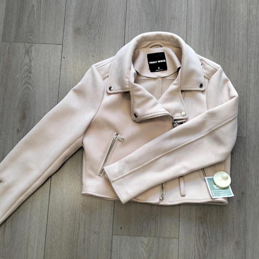 WhatsApp Image 2026-03-19 at 11.45.00 (1)